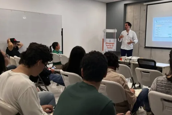 Patricio García, conferencista para eventos corporativos sobre Creatividad Estratégica