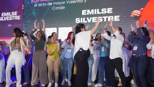 Emilse Silvestre, conferencista para eventos corporativos sobre Liderazgo Consciente