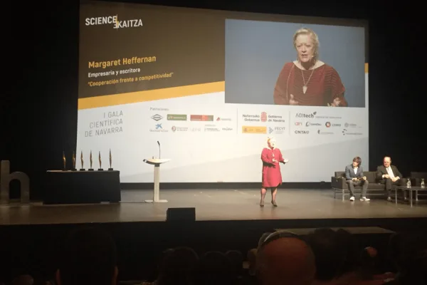 Margaret Heffernan, conferencista para eventos corporativos sobre Neurociencia Aplicada