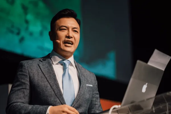 Scott Amyx, conferencista para eventos corporativos sobre Innovación Tecnológica