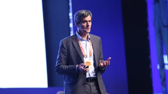 Juan Carlos Eichholz, conferencista para eventos corporativos sobre Liderazgo Adaptativo
