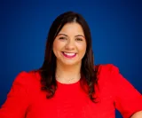 Adriana Castro Bolaños — Conferencista de Trabajo en Equipo